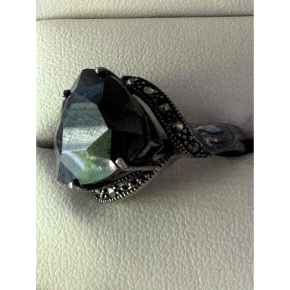 Vintage Sterling Silver Ring With Black Onyx Gemstone And Marcasite Accents 8.85 - Picture 3 of 9